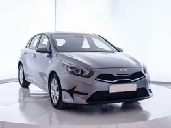 Plateado Usado 2023 Kia Ceed Utilitario | 18.900 € (Precio justo)