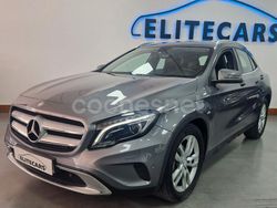 Gris / plata Usado 2015 Mercedes GLA200 Urban SUV | 21.990 € (Caro)