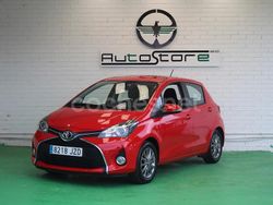 Rojo Usado 2017 Toyota Yaris Berlina | 14.500 € (Precio justo)