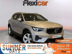 Gris Usado 2023 Volvo XC40 Core SUV | 26.590 € (Buen precio)