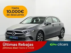 Gris / plata Usado 2021 Mercedes A180 Berlina | 23.390 € (Buen precio)