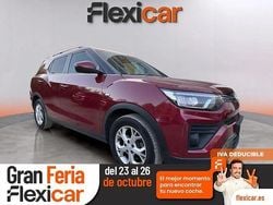 Rojo Usado 2023 Ssangyong (KGM) Tivoli SUV | 15.970 €