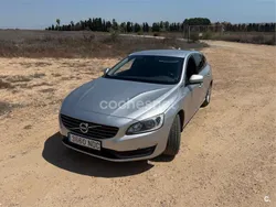 Gris / plata Usado 2015 Volvo V60 Summum Familiar | 15.900 €