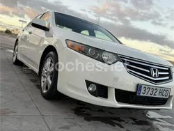 Blanco Usado 2011 Honda Accord Executive Berlina | 7500 € (Buen precio)