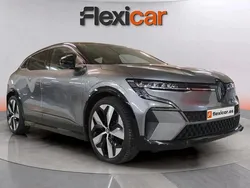 Gris Usado 2023 Renault Mégane Iconic Berlina | 24.990 € (Buen precio)