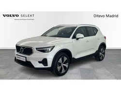 Blanco Nuevo 2025 Volvo XC40 Core SUV | 37.700 € (Precio justo)