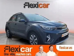 Gris / plata Usado 2022 Kia Stonic SUV | 15.990 € (Precio justo)