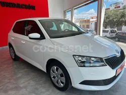 Blanco Usado 2019 Skoda Fabia Ambition Berlina | 10.490 € (Precio justo)