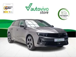 Gris Usado 2024 Opel Astra Berlina | 22.700 € (Precio justo)