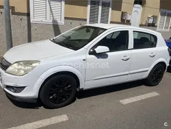 Blanco Usado 2009 Opel Astra Edition Berlina | 2150 € (Buen precio)