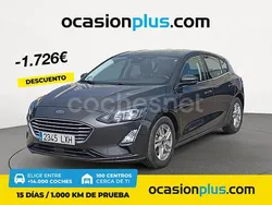 Gris / plata Usado 2022 Ford Focus Trend Berlina | 18.790 € (Precio justo)