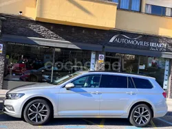 Gris / plata Usado 2020 VW Passat Familiar | 20.500 € (Un poco caro)