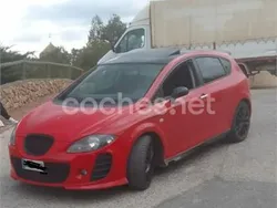Rojo Usado 2009 Seat Leon Ecomotive Berlina | 3900 € (Buen precio)
