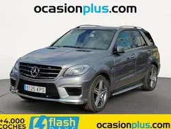 Plateado Usado 2012 Mercedes ML63 AMG AMG SUV | 33.900 €