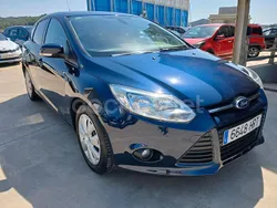 Azul Usado 2013 Ford Focus Trend Berlina | 8900 € (Precio justo)