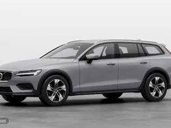 Otro Usado 2024 Volvo V60 CC Core Familiar | 40.990 € (Buen precio)