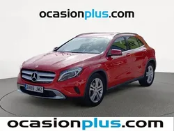 Rojo Usado 2016 Mercedes GLA200 Urban SUV | 22.990 € (Precio justo)