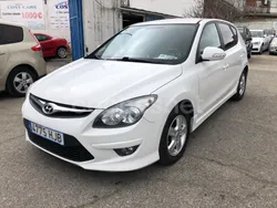 Blanco Usado 2011 Hyundai i30 Classic Berlina | 5400 € (Precio justo)