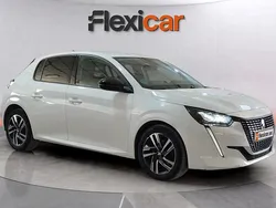Blanco Usado 2023 Peugeot 208 Allure Utilitario | 12.490 € (Super precio)