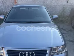 Gris / plata Usado 2002 Audi A3 Ambiente Berlina | 2750 € (Precio justo)