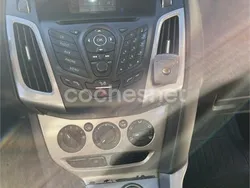 Gris / plata Usado 2012 Ford Focus Trend Berlina | 5000 € (Un poco caro)