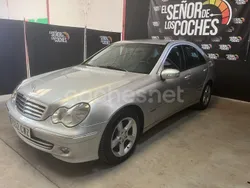 Gris / plata Usado 2004 Mercedes C180 Avantgarde Berlina | 7950 € (Un poco caro)