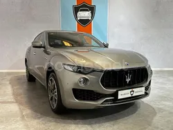 Gris / plata Usado 2017 Maserati Levante SUV | 34.990 € (Super precio)