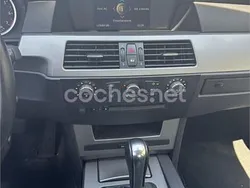 Gris / plata Usado 2005 BMW 523 Berlina | 7500 €