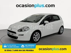 Blanco Usado 2015 Fiat Punto Pop Utilitario | 6099 € (Precio justo)