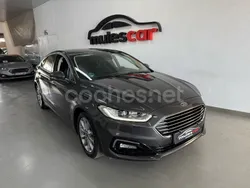 Gris / plata Usado 2019 Ford Mondeo Titanium Berlina | 13.400 € (Precio justo)