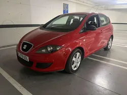 Rojo Usado 2008 Seat Altea Reference Monovolumen | 5500 € (Precio justo)