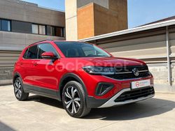 Rojo Usado 2024 VW T-Cross Life SUV | 23.950 € (Un poco caro)