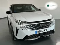 Blanco Usado 2024 Peugeot e-3008 GT SUV | 39.990 € (Precio justo)