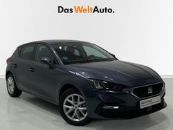 Gris Usado 2024 Seat Leon Style Berlina | 19.766 € (Buen precio)