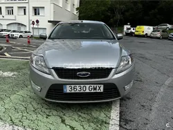 Gris / plata Usado 2009 Ford Mondeo Berlina | 3990 € (Buen precio)
