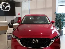 Rojo Nuevo 2025 Mazda CX-5 Exclusive-Line SUV | 34.970 € (Precio justo)