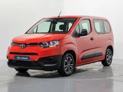 Rojo Usado 2023 Toyota Proace Verso Active Familiar | 20.990 € (Precio justo)