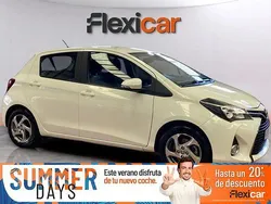 Blanco Usado 2016 Toyota Yaris | 13.990 € (Precio justo)