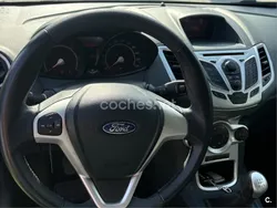 Verde Usado 2009 Ford Fiesta Sport Utilitario | 5700 € (Buen precio)