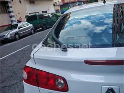 Blanco Usado 2006 Renault Laguna II Dynamique Berlina | 2100 € (Buen precio)