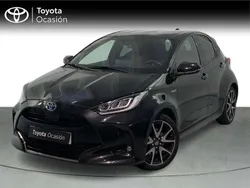 Usado 2021 Toyota Yaris Hybrid Style Monovolumen | 20.490 € (Precio justo)