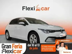 Blanco Usado 2023 VW Golf VIII Life Berlina | 18.990 € (Precio justo)