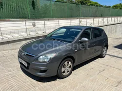 Gris / plata Usado 2009 Hyundai i30 Classic Berlina | 4490 € (Precio justo)