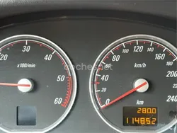 Negro Usado 2005 Opel Vectra Sport Berlina | 3200 € (Precio justo)