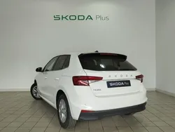 Blanco Usado 2024 Skoda Fabia Selection | 17.690 € (Precio justo)