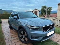 Gris / plata Usado 2021 Volvo XC40 Momentum SUV | 23.990 € (Precio justo)