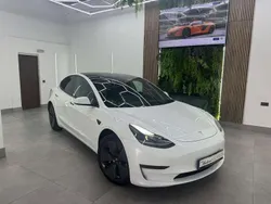 Blanco Usado 2022 Tesla Model 3 Berlina | 28.990 € (Buen precio)