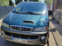 Verde Usado 2002 Hyundai H-1 Monovolumen | 4500 €