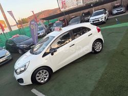 Blanco Usado 2011 Kia Rio Berlina | 5695 € (Precio justo)