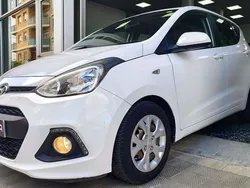 Blanco Usado 2015 Hyundai i10 Utilitario | 7500 € (Precio justo)